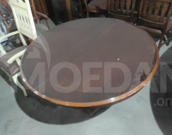 Стол в гостиной Тбилиси - изображение 4