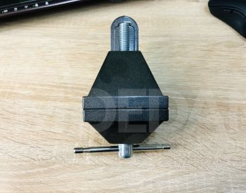 გირაგი პატარა (ტისკი) თბილისი - photo 2