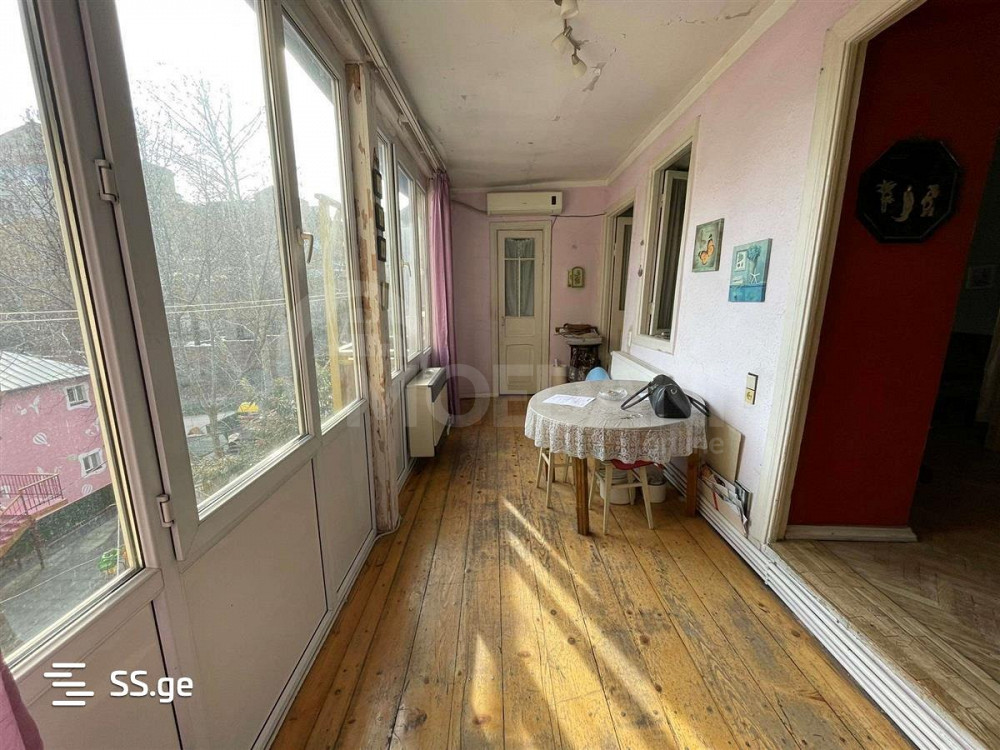 იყიდება 4 ოთახიანი ბინას 135მ² 2/3 სართ თბილისი - photo 6