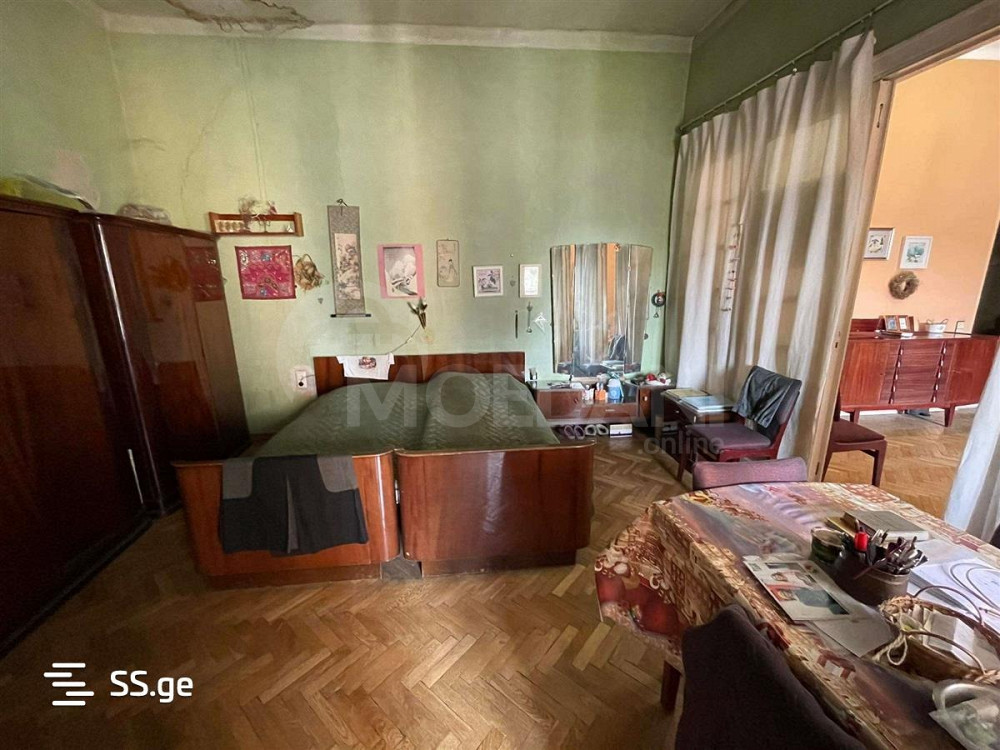 იყიდება 4 ოთახიანი ბინას 135მ² 2/3 სართ თბილისი - photo 3