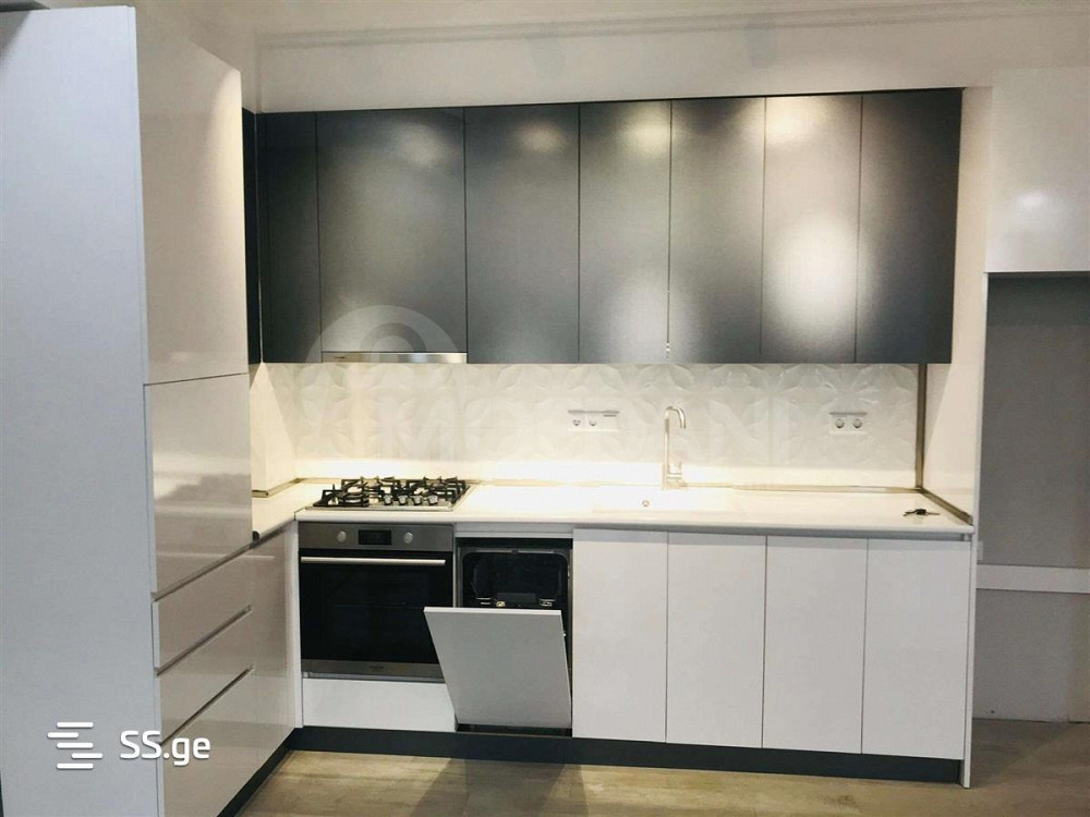 Apartments For Rent three-room 90м² 5/10 floor Tbilisi - photo 1