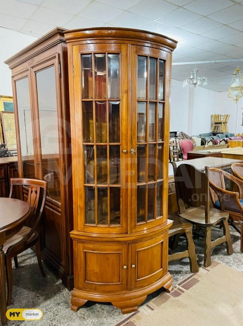 Red wooden corner display case Tbilisi - photo 1