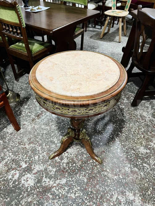 Antique console with bronze elements Tbilisi - photo 1