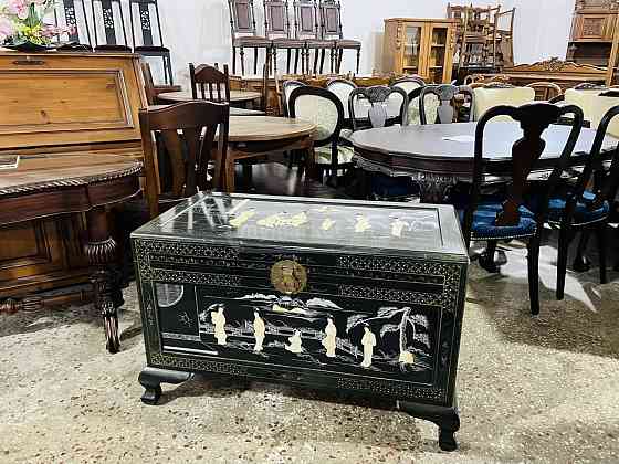 A tea tree chest with sandalwood stones Tbilisi