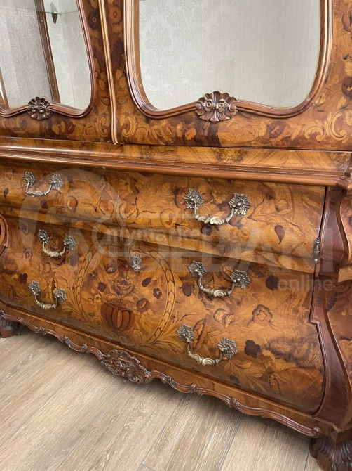 Antique, handmade, Italian Baroque showcase Tbilisi - photo 4