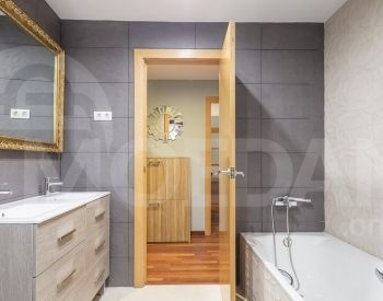 Сдам 6-комн. квартиру 242м² 6/12 эт. Тбилиси - изображение 10