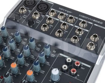 8-канальный аналоговый потоковый микшер Behringer 802S, аудиомикшер Тбилиси - изображение 5