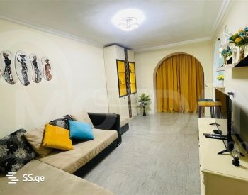 Apartments For Rent three-room 70м² 1/4 floor Tbilisi - photo 1