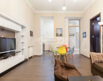 Apartments For Rent three-room 80м² 2/4 floor Tbilisi - photo 1