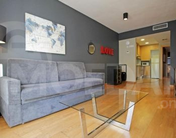 Сдам 5-комн. квартиру 188м² 6/12 эт. Тбилиси - изображение 1