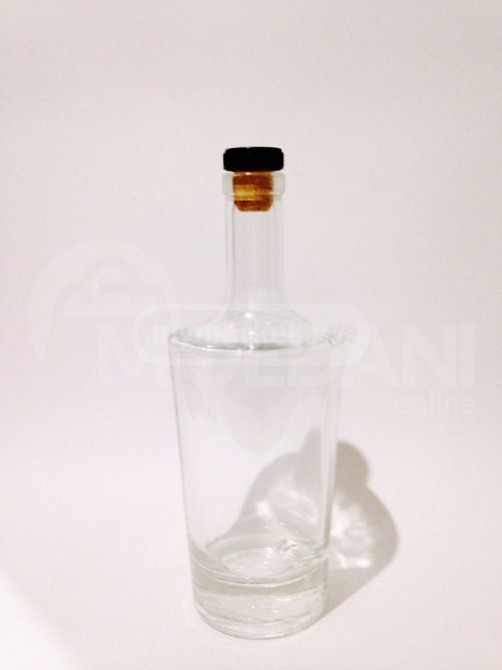 Стеклянная бутылка 0,5 литра Тбилиси - изображение 1