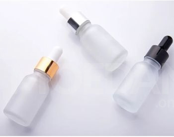 Стеклянный флакон с пипеткой 15 мл. Тбилиси - изображение 1