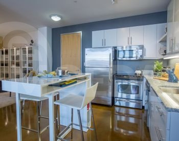 ქირავდება 4 ოთახიანი ბინა 175მ² 4/6 სართ თბილისი - photo 3