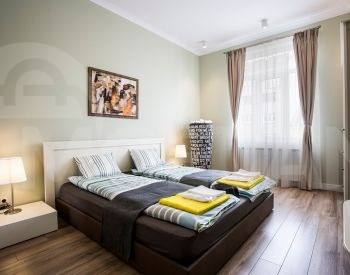 Apartments For Rent five-room 220м² 5/6 floor Tbilisi - photo 5