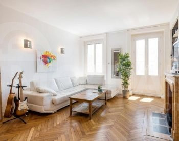 Apartments For Rent five-room 205м² 7/14 floor Tbilisi - photo 1