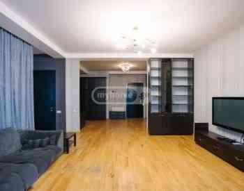 Продам 5-комн. квартиру 260м² 1/5 эт. Тбилиси