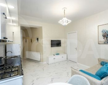 Apartments For Sale two-room 52м² 3/10 floor Tbilisi - photo 2