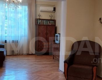 An old apartment for rent in Saburtalo Tbilisi - photo 1