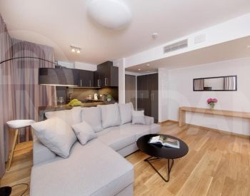 Сдам 3-комн. квартиру 100м² 5/9 эт. Тбилиси - изображение 1