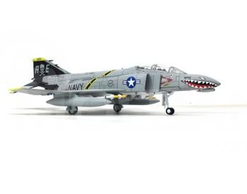Модель боевого самолета F-4 Phantom Тбилиси - изображение 2
