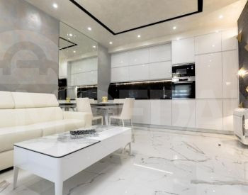 Apartments For Rent three-room 96м² 7/10 floor Tbilisi - photo 2