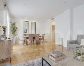 Apartments For Rent three-room 130м² 3/5 floor Tbilisi - photo 6