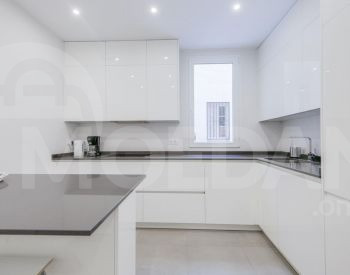 Apartments For Rent three-room 130м² 3/5 floor Tbilisi - photo 5