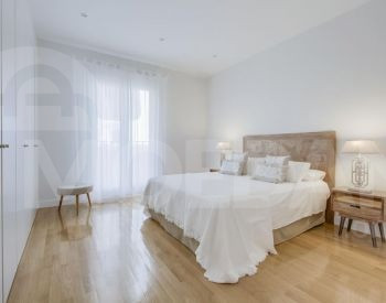 Apartments For Rent three-room 130м² 3/5 floor Tbilisi - photo 3