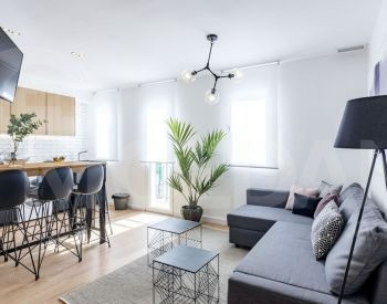 ქირავდება 4 ოთახიანი ბინა 120მ² 5/7 სართ თბილისი - photo 1