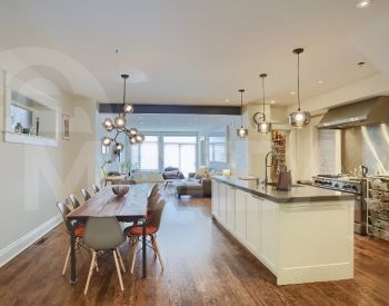 Apartments For Rent five-room 200м² 4/7 floor Tbilisi - photo 1