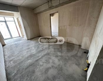 იყიდება 3 ოთახიანი ბინას 75მ² 13/20 სართ თბილისი - photo 2