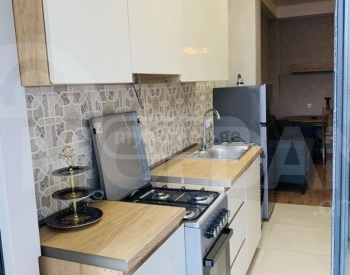 Сдам 1-комн. квартиру 47м² 4/12 эт. Тбилиси - изображение 2