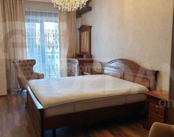 Продам 4-комн. квартиру 105м² 6/8 эт. Тбилиси - изображение 6