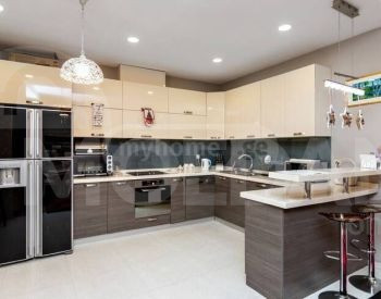 ქირავდება 4 ოთახიანი ბინა 135მ² 3/10 სართ თბილისი - photo 3