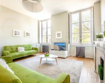 Apartments For Rent three-room 110м² 5/12 floor Tbilisi - photo 1