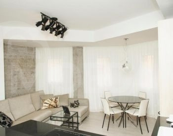 Apartments For Rent three-room 98м² 6/10 floor Tbilisi - photo 2