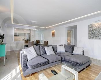 Apartments For Rent five-room 198м² 8/18 floor Tbilisi - photo 1