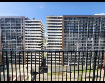 იყიდება 3 ოთახიანი ბინას 81.5მ² 12/20 სართ თბილისი - photo 1