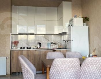 Продам 2-комн. квартиру 40м² 4/6 эт. Тбилиси - изображение 1