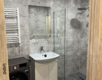 Сдам 1-комн. квартиру 30м² 2/5 эт. Тбилиси - изображение 2