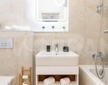 ქირავდება 2 ოთახიანი ბინა 90მ² 8/10 სართ თბილისი - photo 4