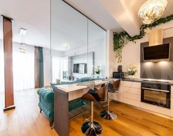 ქირავდება 2 ოთახიანი ბინა 90მ² 8/10 სართ თბილისი - photo 3