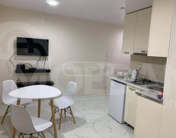 Сдам 2-комн. квартиру 36м² 3/8 эт. Тбилиси - изображение 2