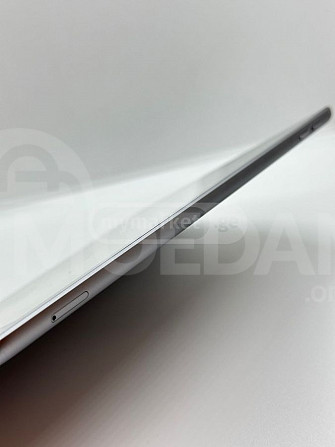 iPad 8-го поколения — безупречный — подарок Тбилиси - изображение 4