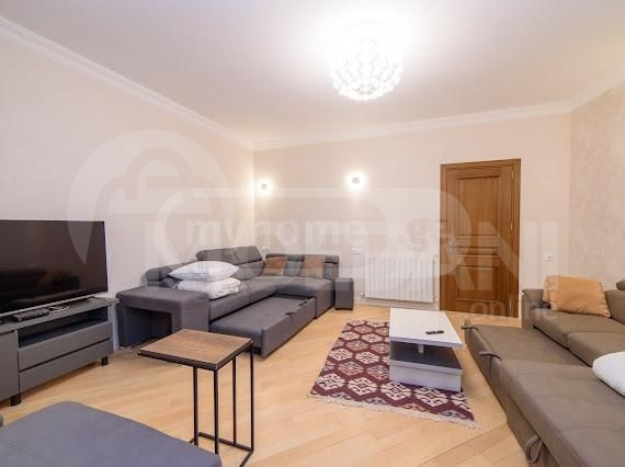 Old built apartment for rent in Sololak Tbilisi - photo 1