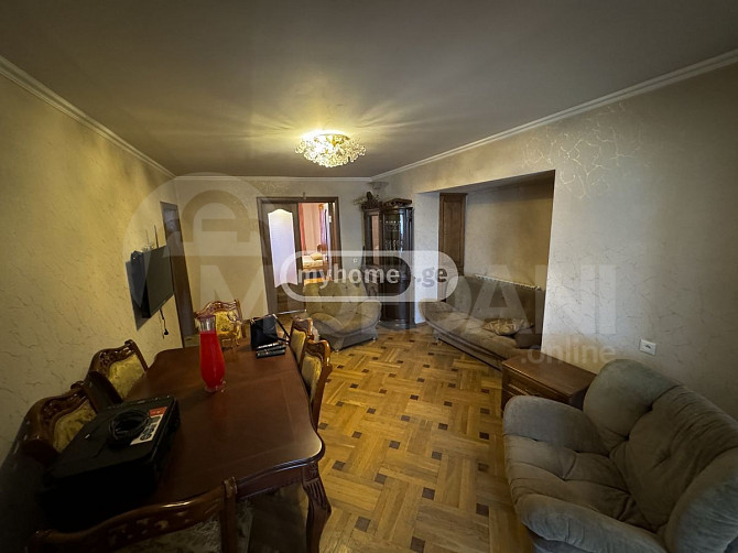 Продается старинная квартира в массиве Дигом Тбилиси - изображение 3