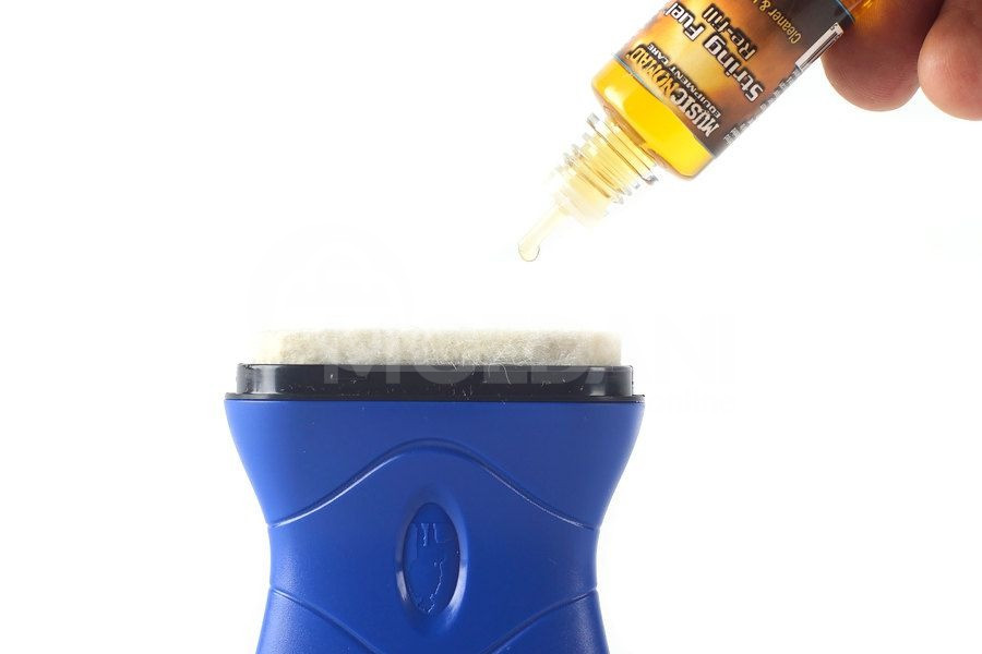 MusicNomad MN145 Премиальный набор для ухода за струнами для гитары Тбилиси - изображение 4