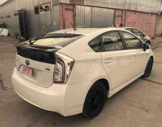 Toyota Prius 2014 თბილისი