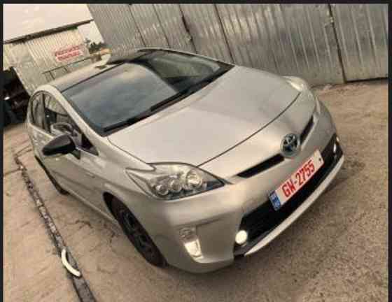 Toyota Prius 2015 თბილისი