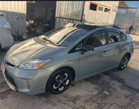 Toyota Prius 2014 თბილისი